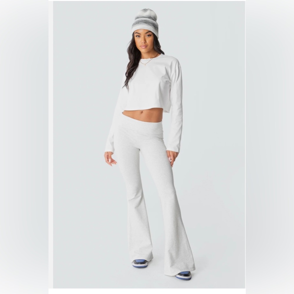 EDIKTED GRAY FLARE PANTS